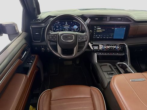 Used 2024 GMC Sierra 3500 Denali Ultimate AWD/4WD image 28