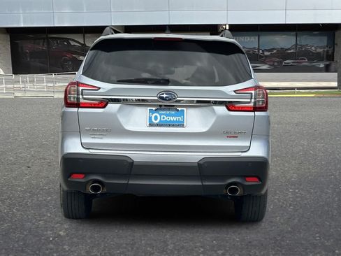 Used 2023 Subaru Ascent Premium w/ Convenience Package AWD/4WD image 8