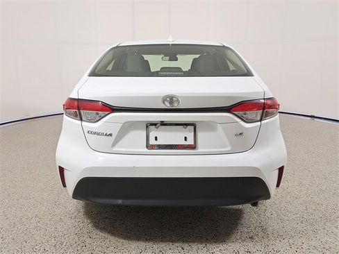 Used 2023 Toyota Corolla LE image 6