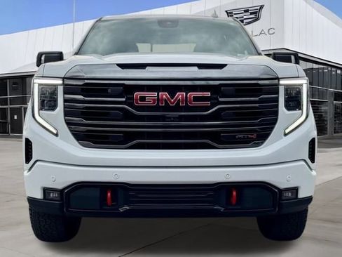 Used 2024 GMC Sierra 1500 AT4 w/ AT4 Premium Package image 4