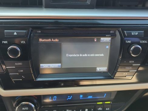 Used 2016 Toyota Corolla LE image 20