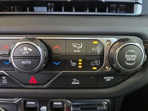 New 2026 Jeep Gladiator Mojave AWD/4WD image 14