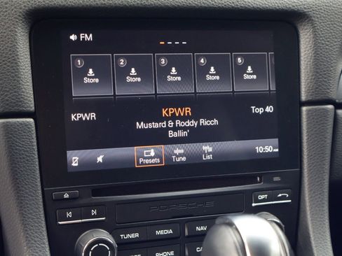 Certified 2023 Porsche 718 Boxster image 18