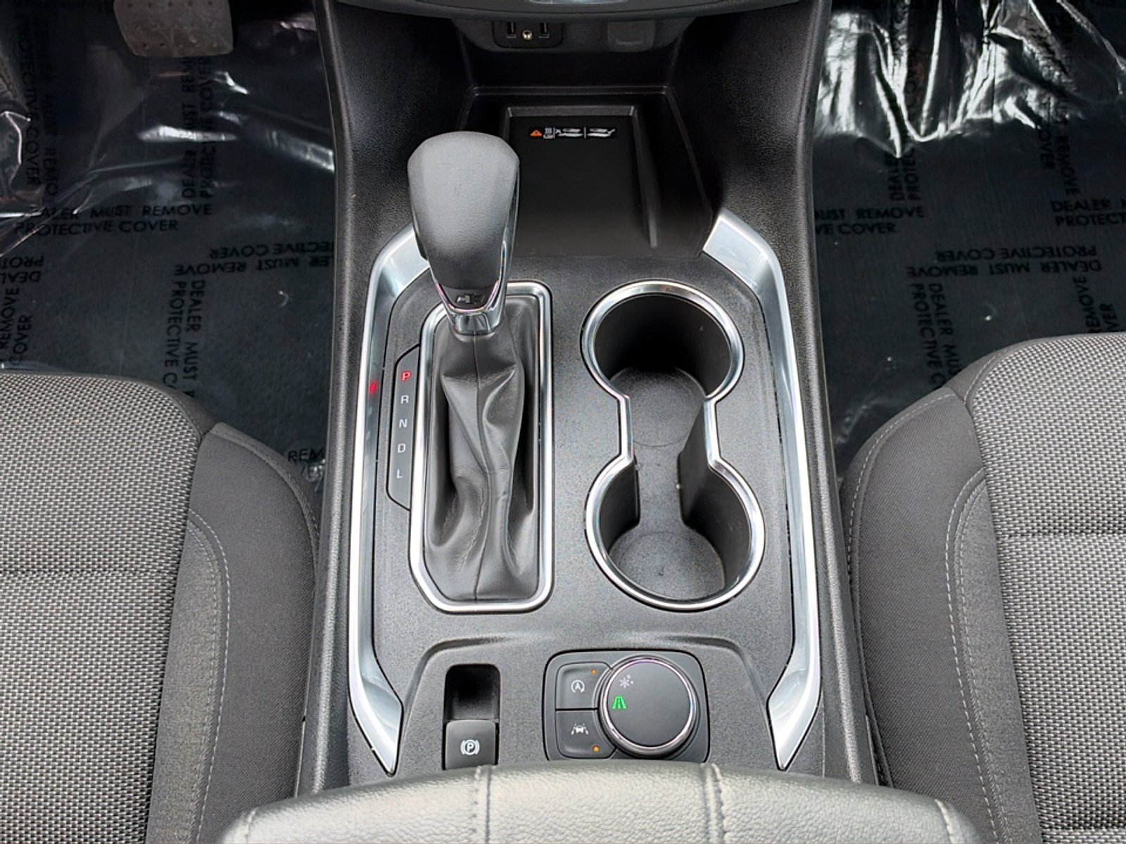 Used 2023 Chevrolet Traverse LT FWD image 40