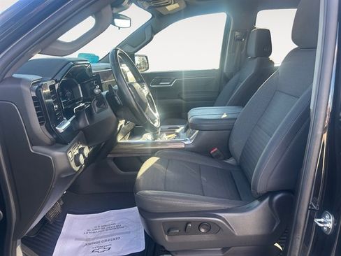 Used 2023 Chevrolet Silverado 1500 RST AWD/4WD image 9