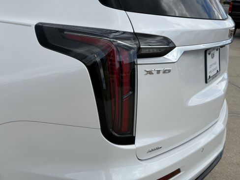 Certified 2025 Cadillac XT6 Sport w/ Technology Package image 9