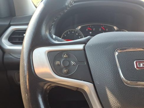 Used 2020 GMC Acadia SLE w/ Driver Convenience Package FWD image 15