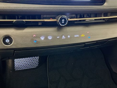 Used 2024 Nissan Ariya AWD image 24