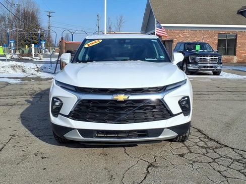 Used 2023 Chevrolet Blazer LT w/ Driver Confidence Package image 2