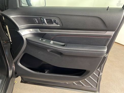 Used 2018 Ford Explorer Sport w/ Equipment Group 401A image 11