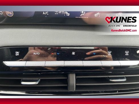 New 2026 Buick Enclave Sport Touring w/ Power Package image 42