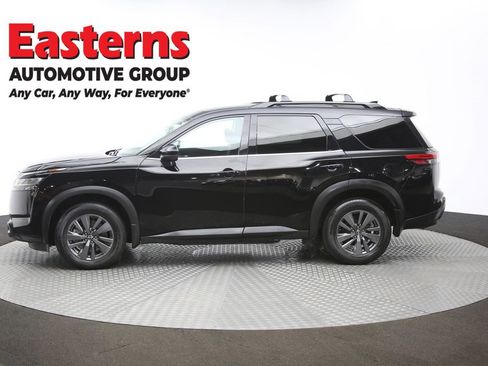 Used 2022 Nissan Pathfinder SV image 61