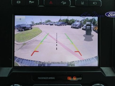 Certified 2020 Ford F250 XLT w/ XLT Premium Package AWD/4WD image 18