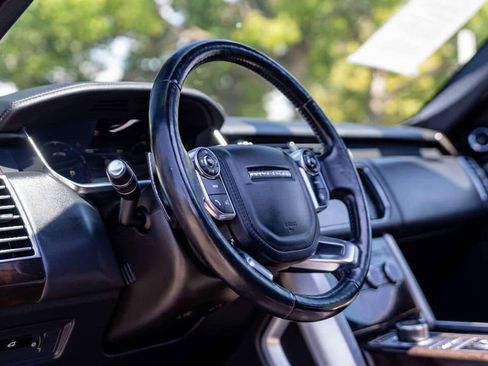 Used 2014 Land Rover Range Rover HSE image 37