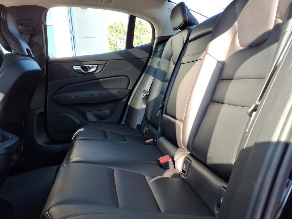 Used 2024 Volvo S60 B5 Core w/ Climate Package FWD image 15