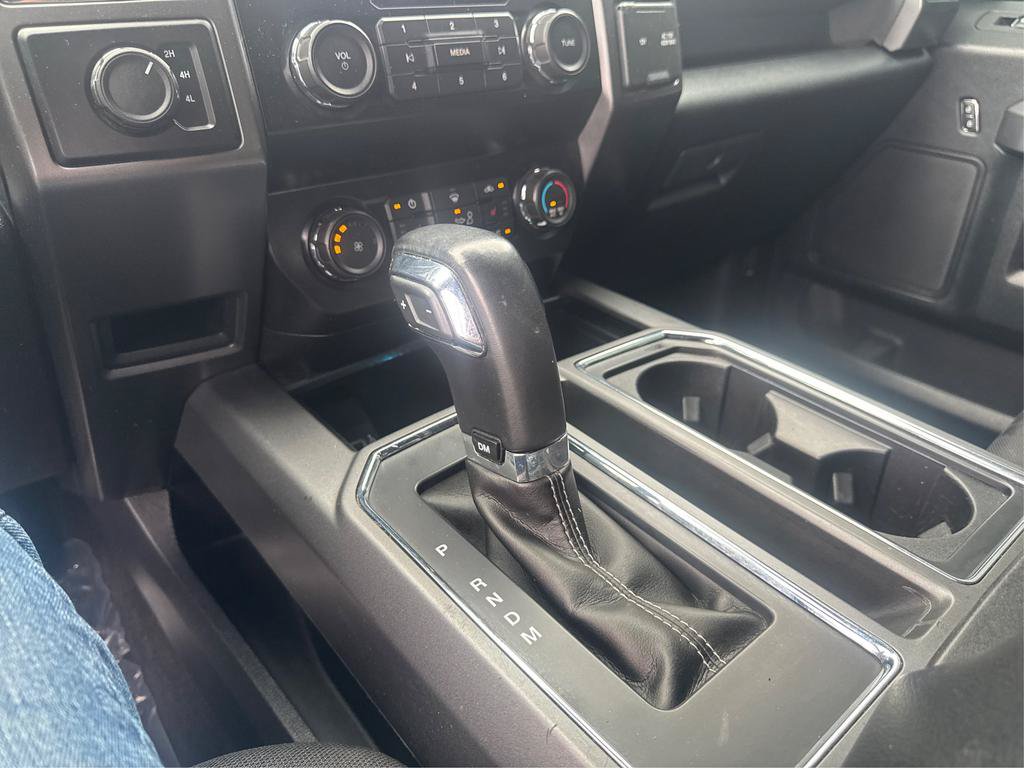 Used 2020 Ford F150 XLT w/ Equipment Group 302A Luxury AWD/4WD image 27