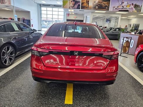 Used 2024 Honda Accord EX image 5