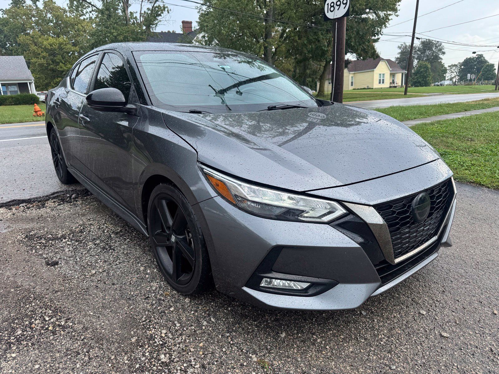 Used 2023 Nissan Sentra SR w/ Trunk Package FWD image 8