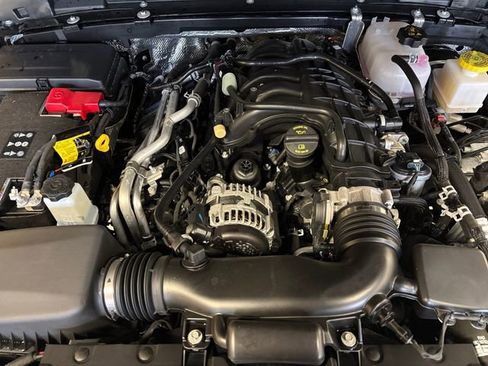 Used 2025 Jeep Gladiator Willys image 23