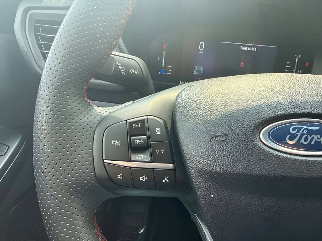 Used 2023 Ford Escape ST-Line w/ Tech Pack #1 AWD/4WD image 16