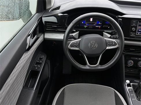 Used 2023 Volkswagen Taos S image 17