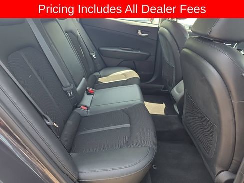 Used 2019 Kia Optima S FWD image 8