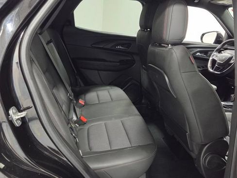 Used 2022 Chevrolet TrailBlazer RS FWD image 16