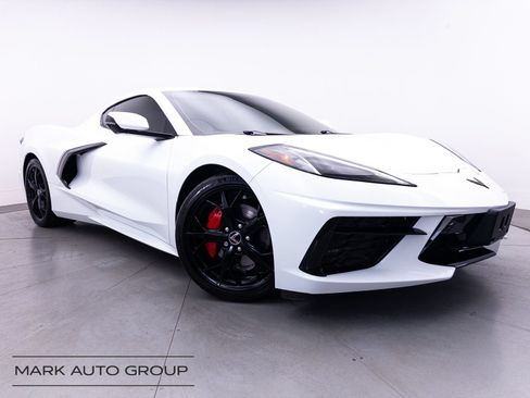 Used 2021 Chevrolet Corvette Stingray Premium Cpe w/ 3LT RWD image 1