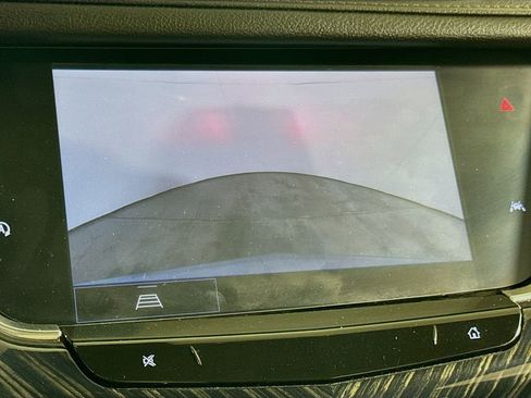 Used 2023 Cadillac XT6 Premium Luxury image 12