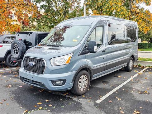Used 2022 Ford Transit 350 XLT image 2
