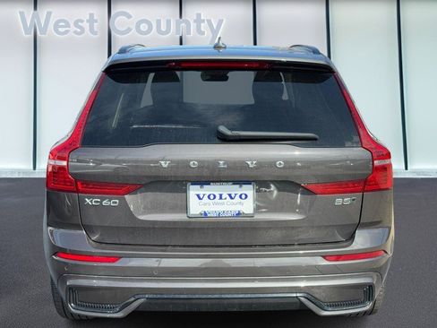 Used 2025 Volvo XC60 B5 Plus w/ Climate Package image 6