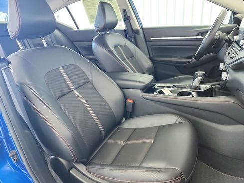 Used 2025 Nissan Altima 2.5 SR image 39