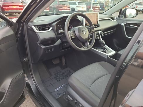 Used 2024 Toyota RAV4 XLE image 10