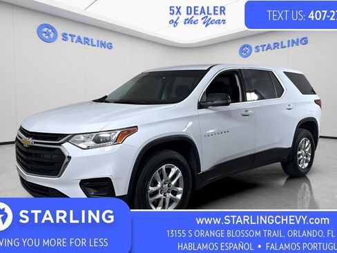 Used 2021 Chevrolet Traverse LS image 1