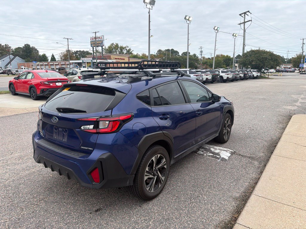 Used 2025 Subaru Crosstrek 2.5i Premium AWD/4WD image 7