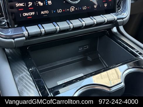New 2026 GMC Yukon XL AT4 w/ AT4 Premium Plus Package AWD/4WD image 18