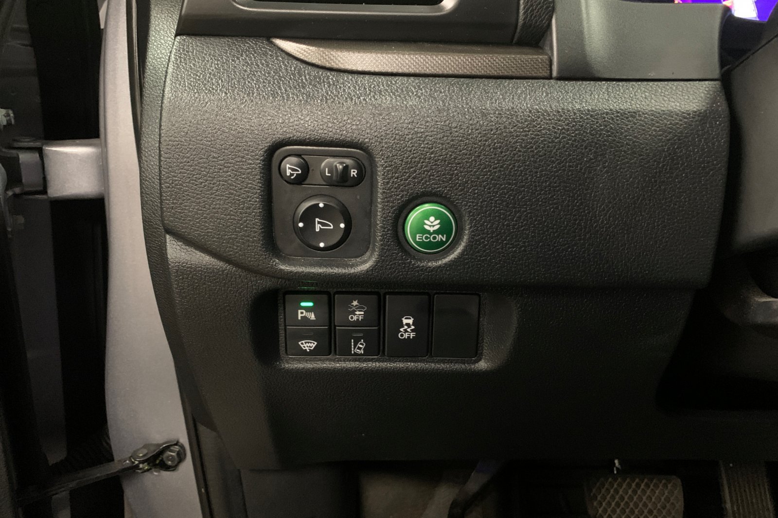 Certified 2022 Honda Passport TrailSport image 32