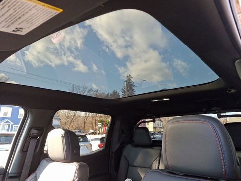 New 2025 Chevrolet Silverado EV RST image 14