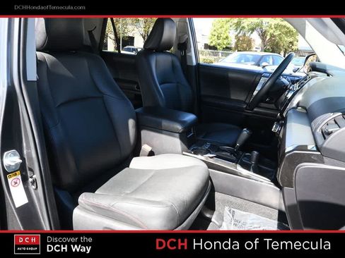 Used 2015 Toyota 4Runner Trail Premium AWD/4WD image 21
