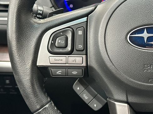 Used 2017 Subaru Outback 2.5i Limited AWD/4WD image 32