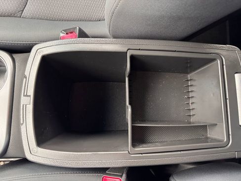 Used 2013 Kia Sorento LX image 29