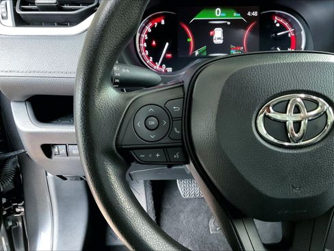 Used 2023 Toyota RAV4 LE FWD image 11