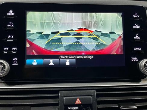 Used 2019 Honda Accord Sport image 29