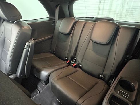 Used 2022 Mercedes-Benz GLS 450 4MATIC w/ AMG Line Exterior image 37