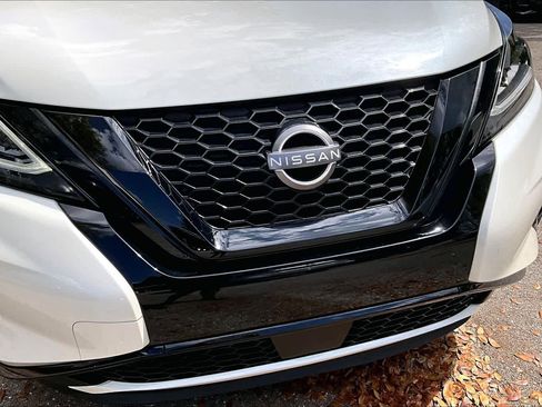 Used 2024 Nissan Murano SV w/ SV Midnight Edition Package image 30