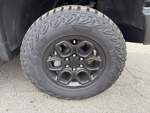 Used 2024 Chevrolet Silverado 1500 ZR2 w/ ZR2 Bison Edition image 9