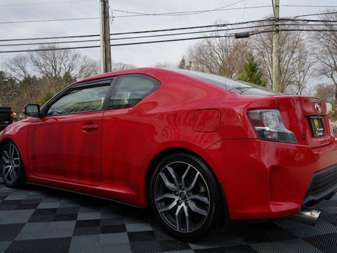 Used 2015 Scion tC image 10