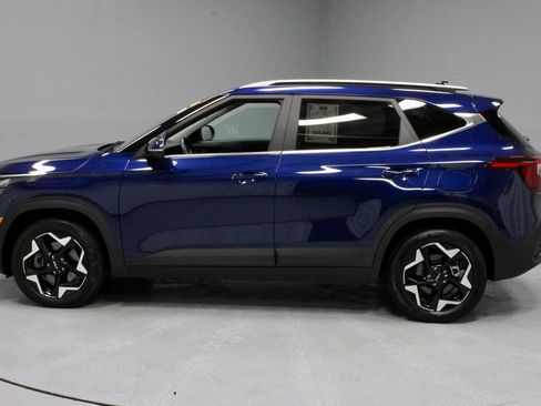 Used 2024 Kia Seltos EX AWD/4WD image 10