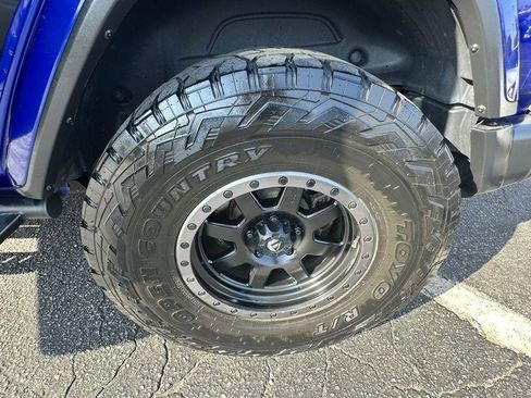 Used 2018 Jeep Wrangler Unlimited Sahara w/ Cold Weather Group AWD/4WD image 42