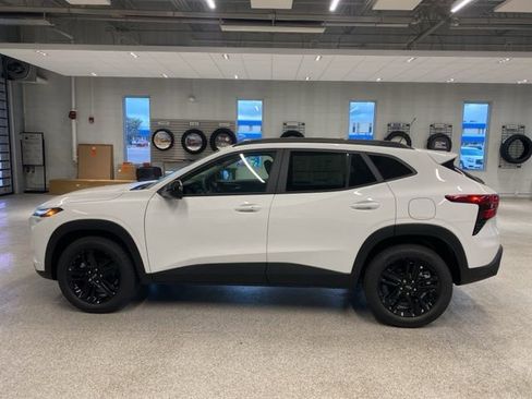 New 2026 Chevrolet Trax ACTIV w/ Driver Confidence Package FWD image 9